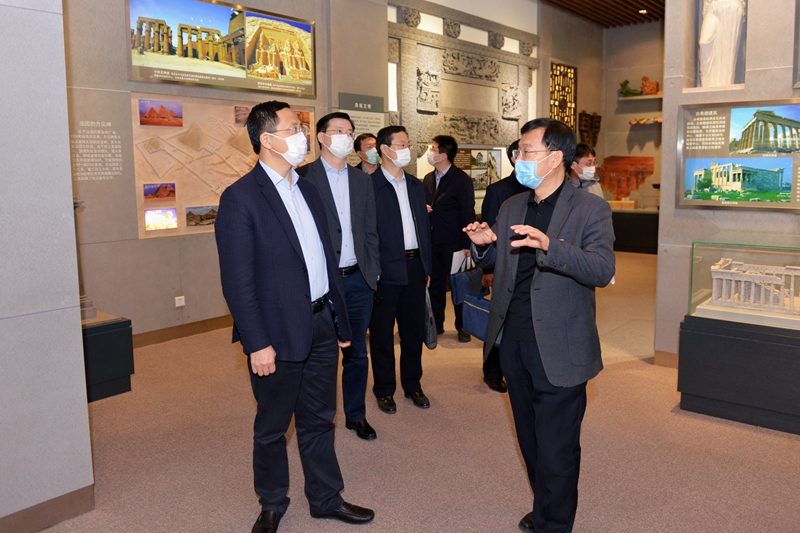 Secretary Hui Xin'an went to Changda group to visit representatives of a hospital in Shandong Provin